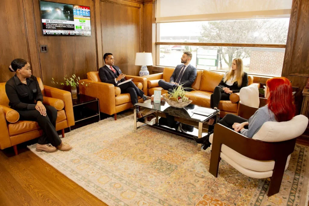 5 Signs You Need a Personal Injury Lawyer for Your Case