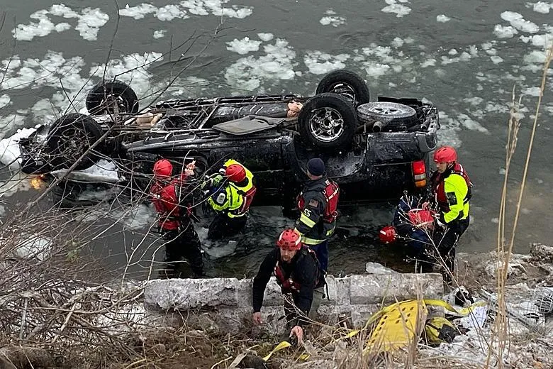 Dealing with Insurance Companies Through a Car Accident Lawyer
